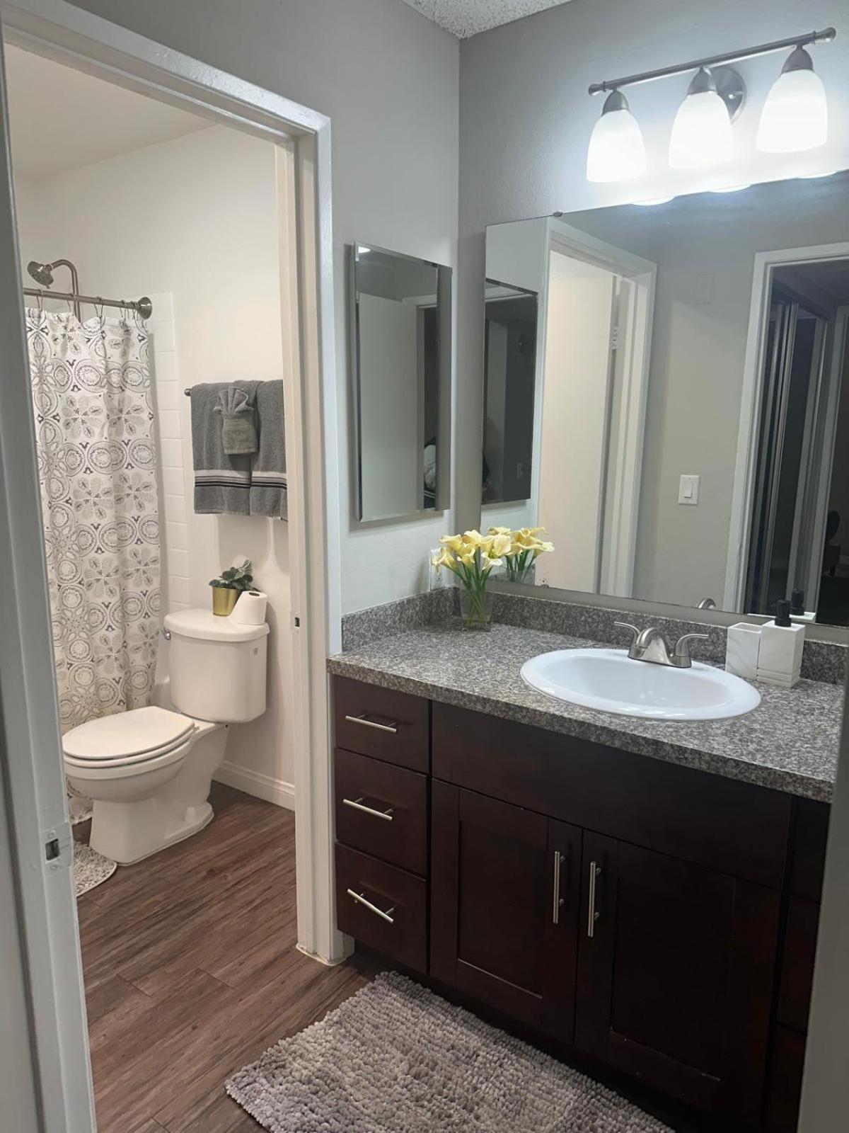 Apartamento Incredible Two Bedroom Hollywood Free Parking Los Ángeles